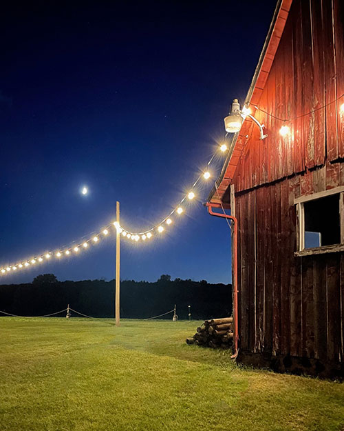 barn-wedding-venue-woelfel-homestead-wisconsin-5656