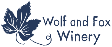 wolf-and-fox-winery-wisconsin-logo